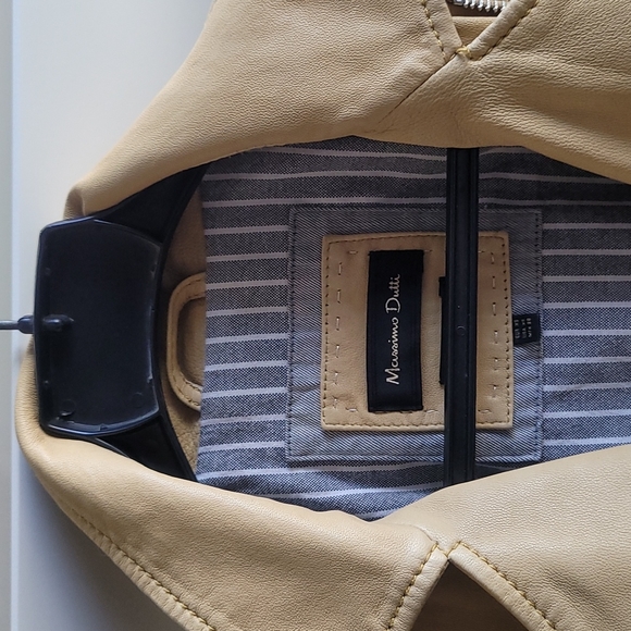 Jacket Massimo Dutti genuine sheep leather jacket, Color Cream Yellow, Size XS - Picture 3 of 15